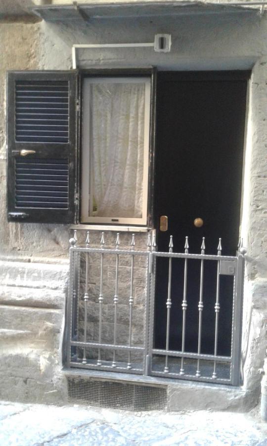 Monolocale Fronte Strada Napoli Centro Storico Villa Eksteriør billede